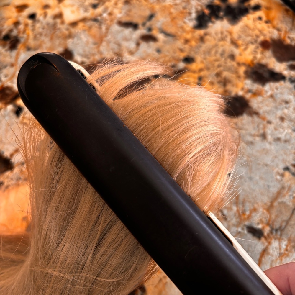 Black Hair Straightener with Blonde Hair Styling